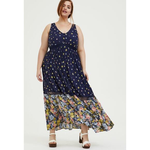 Torrid Maxi Challis Navy Blue Floral Dress Size 3X - Picture 1 of 13